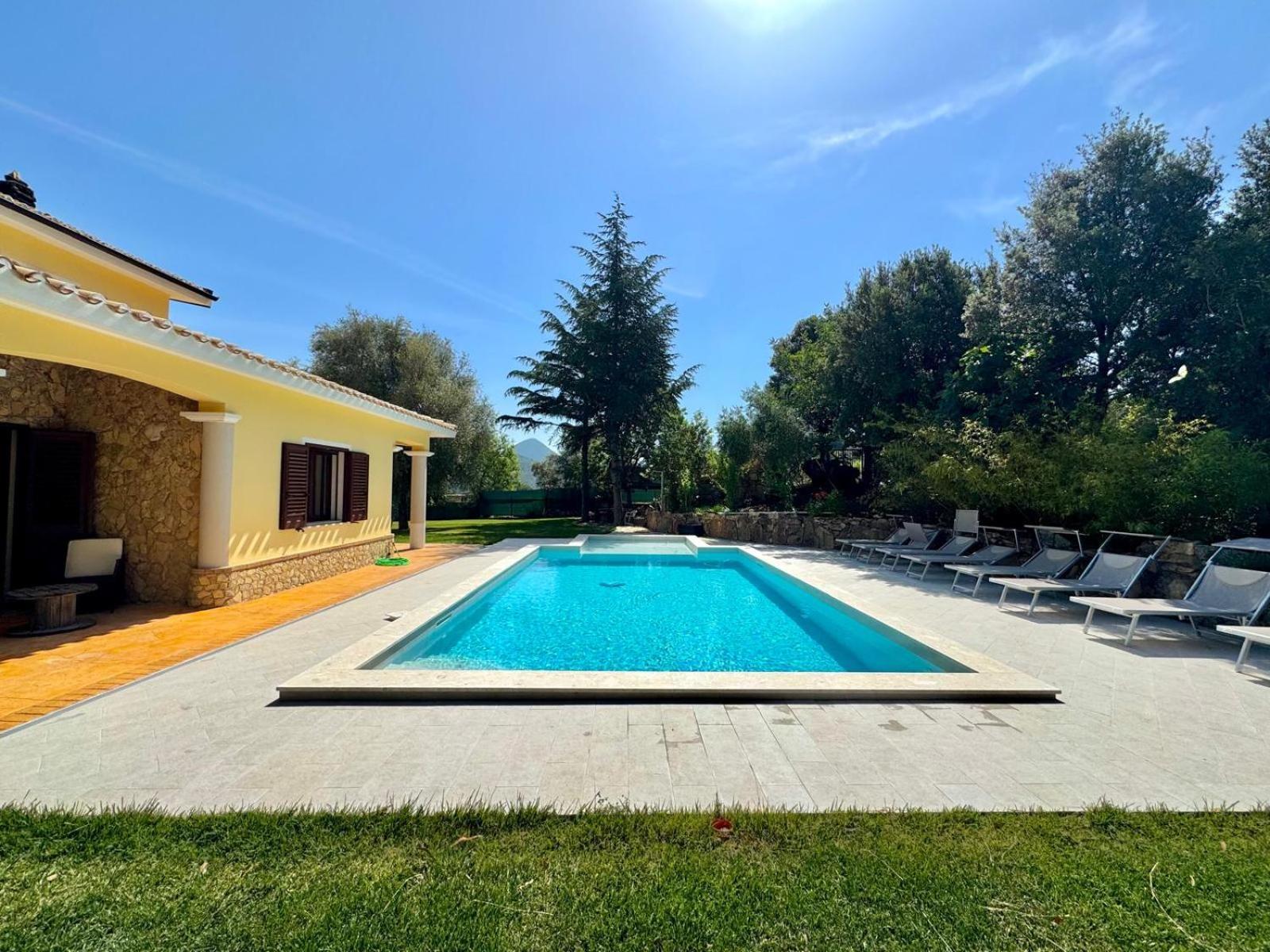 Villa With Pool 卡尔德都 外观 照片
