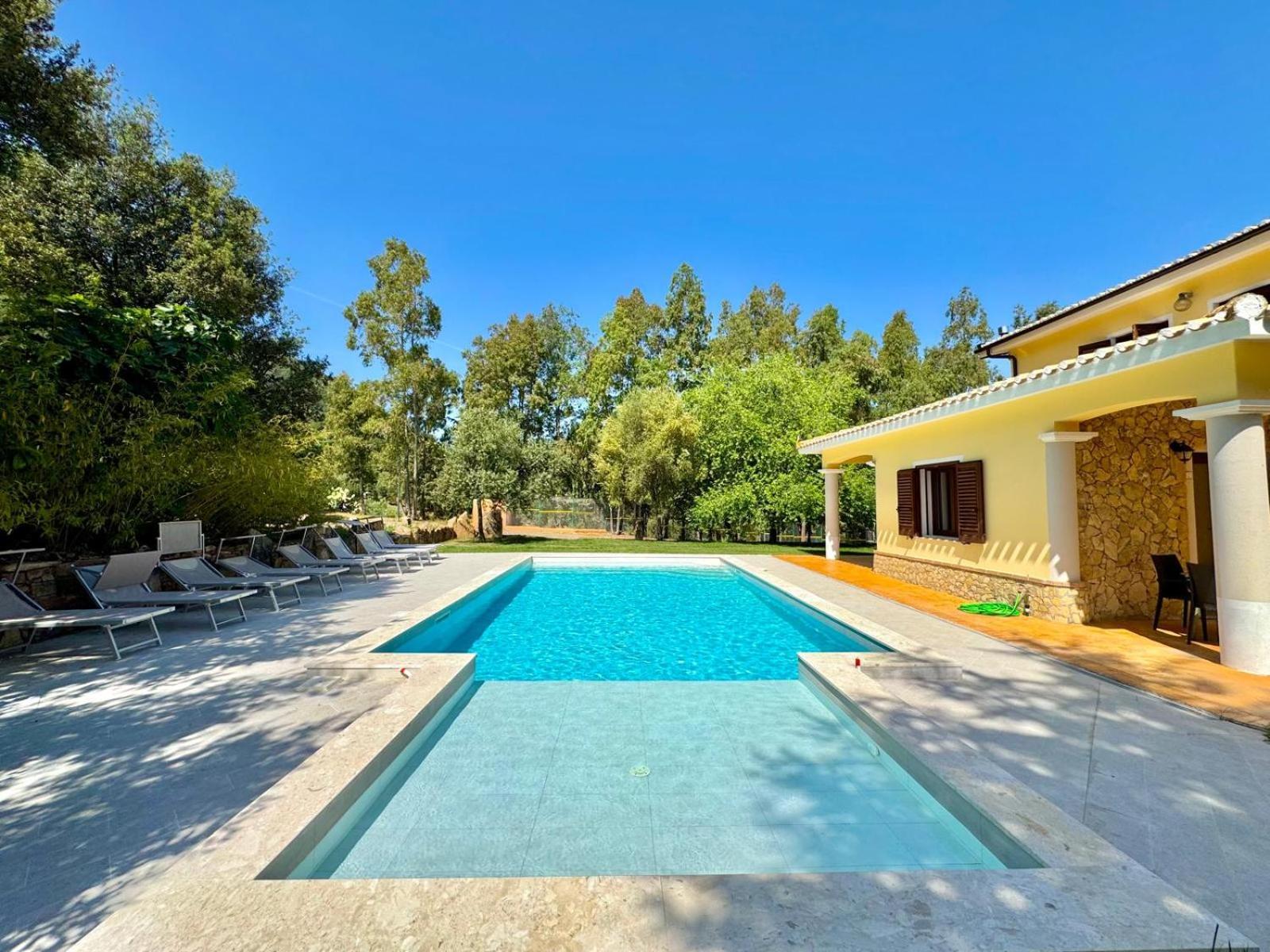 Villa With Pool 卡尔德都 外观 照片