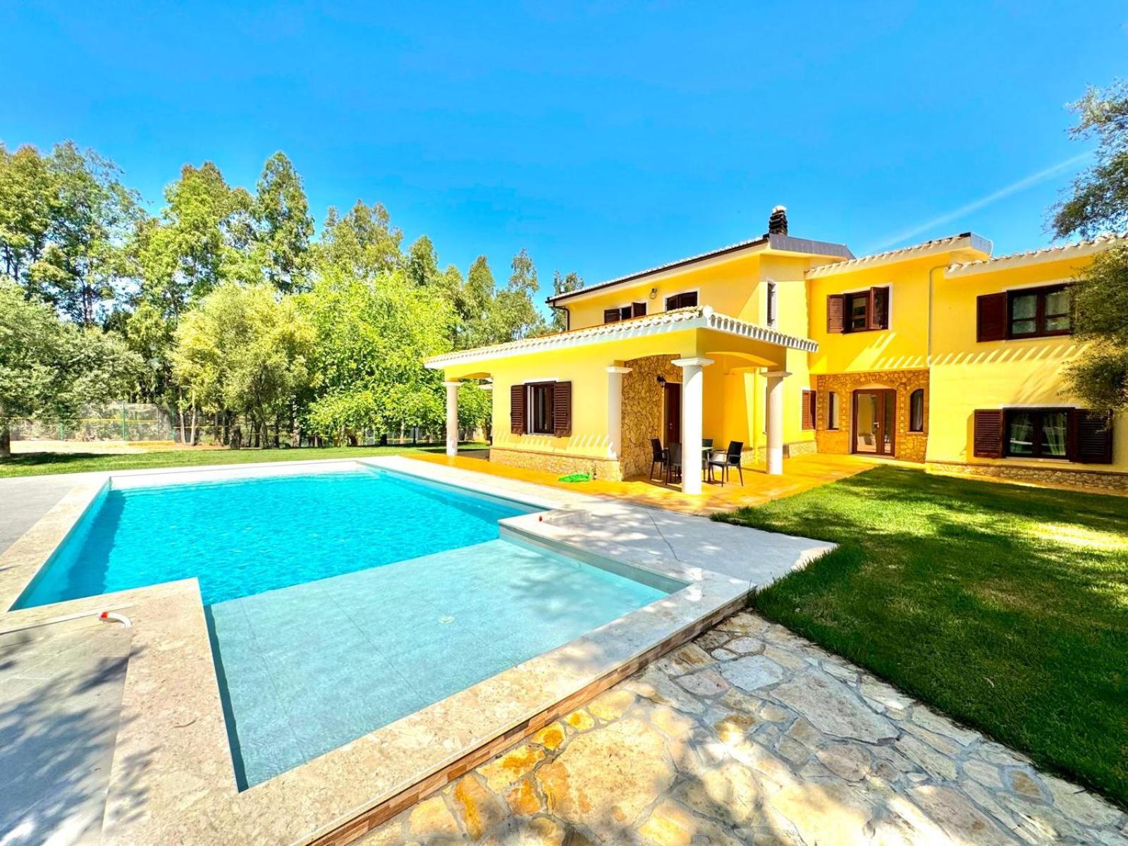 Villa With Pool 卡尔德都 外观 照片